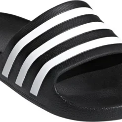 Adidas Slippers Adilette - UK 9 (maat 43) - Zwart/wit