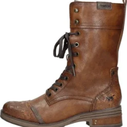 Mustang Dames Veterboot - Cognac - Maat 43