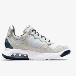 Sneakers Nike Air Jordan Paris Saint-Germain MA2 - Maat 40